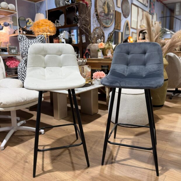 כסא בר דגם מילנה